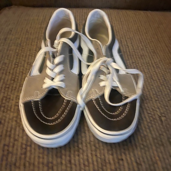 Vans Off the Wall - Picture 2 of 3